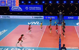 郎平|3-2！郎平指导三处“微调”，是女排上演超级大逆转的关键