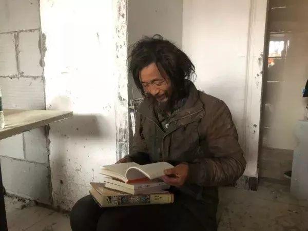 流浪大师|“流浪大师”沈巍终回应结婚传闻：从爆红到落寞，他经历了什么？