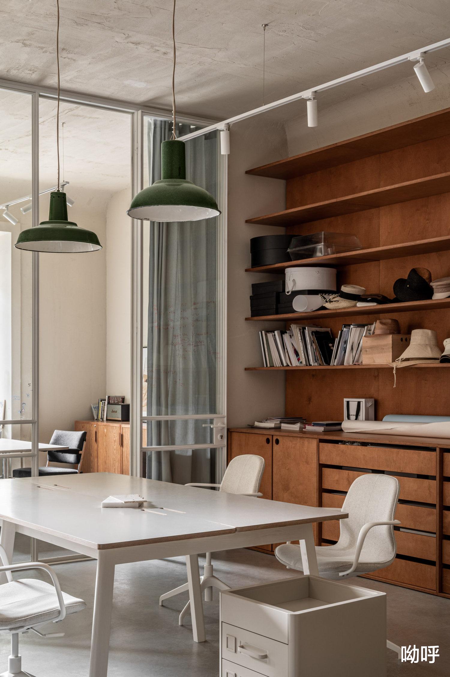 Rina Lovko Studio丨Ruslan Baginskiy办公室