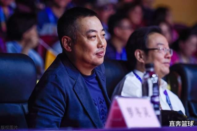 刘国梁|国乒男队谁最有潜力？樊振东点名一人，刘国梁确实比较为难