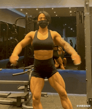 漫画|这波“漫画厨娘”身材属于什么水平?网友:请把衣服先穿好...