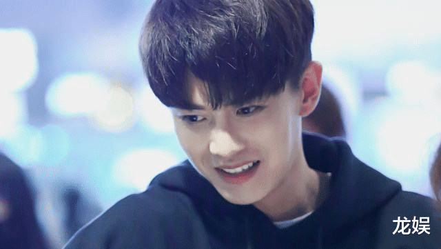 张艺兴|任嘉伦状况不好？彭冠英合作幂姐？虞书欣捆绑张艺兴？