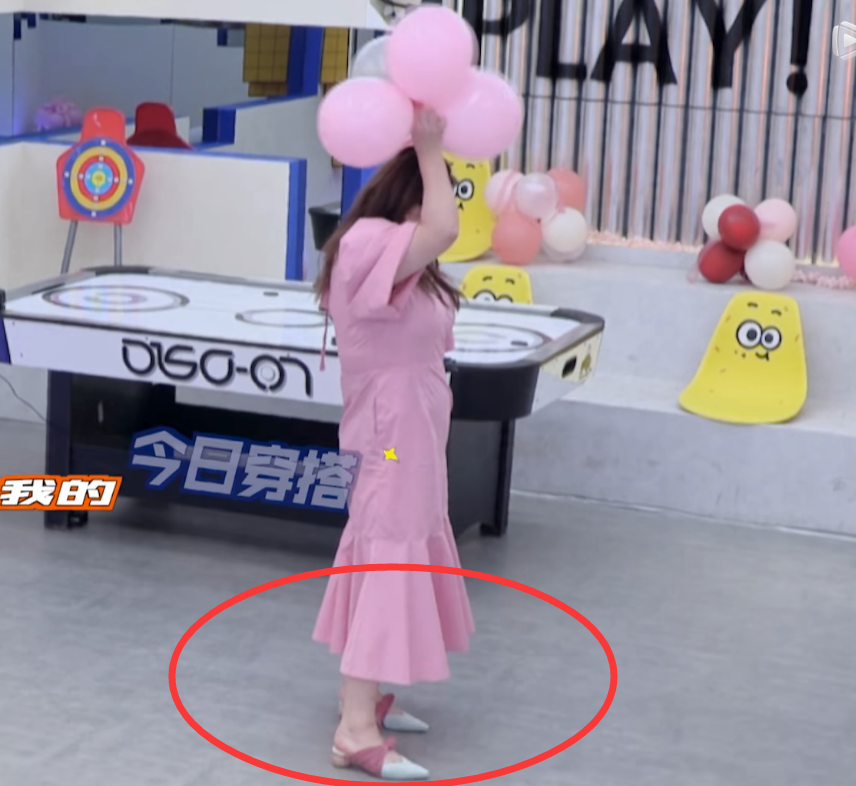 杨天真|何炅是故意的吗？当场拆台杨天真不留情面，对方哑口的3秒钟尬到家