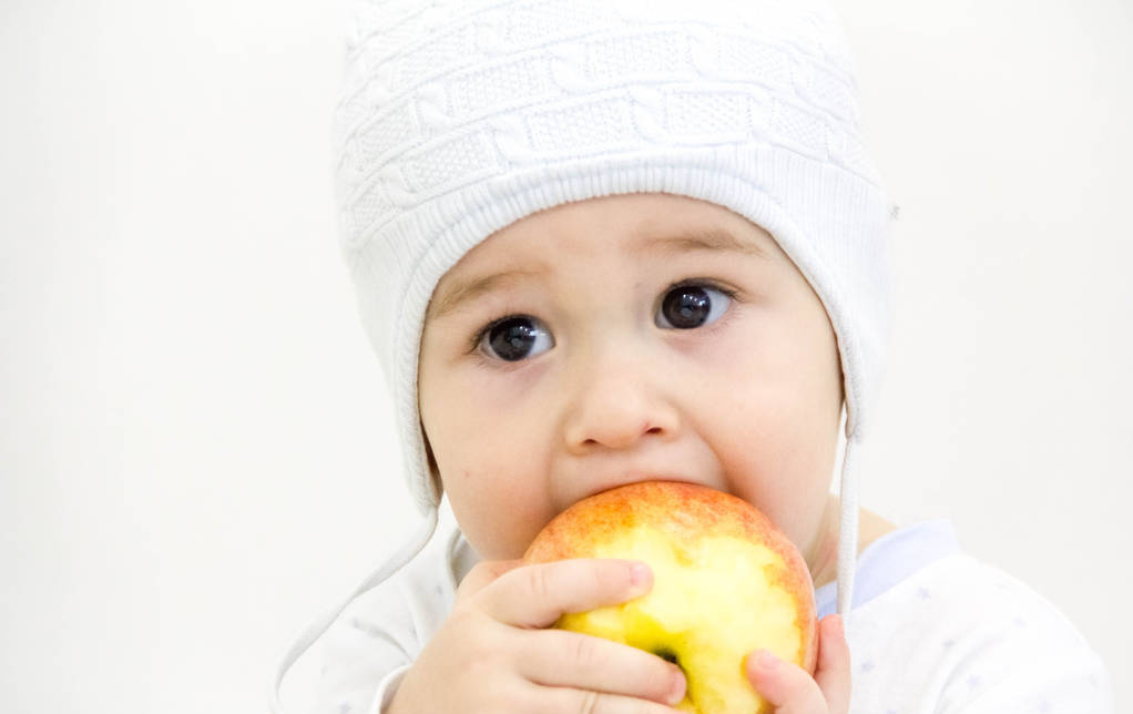 母婴参考|宝宝长什么样比较聪明？脸上这几种特征占一种，你就偷着乐吧