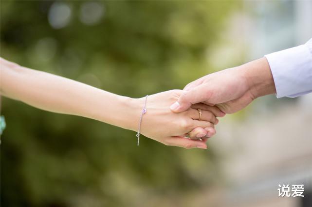 说爱|一个男人，爱你越来越深的迹象：小气