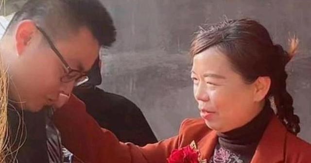 |杜新枝和粉丝去姚威单位闹事，姚威工作可能不保，舅舅说：不用怕