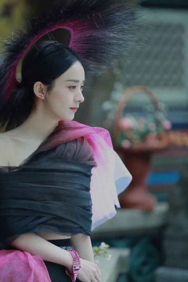 冯绍峰|历数冯绍峰8任绯闻女友，次次皆能全身而退，堪称“分手大师”