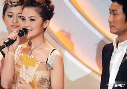 阿Sa|嫁给殴打机长逼停飞机的“港圈太子爷”，阿sa从未比阿娇幸运