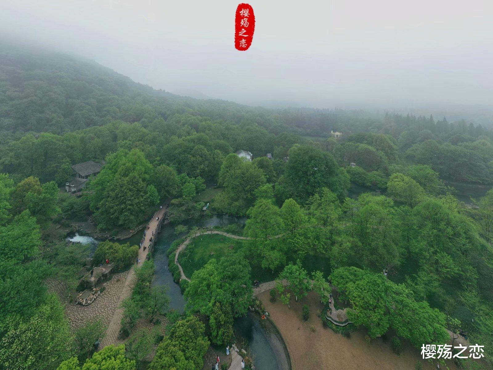 杭州 杭州最早的婚庆公园,一到春天就美得不像话,成功晋升为网红景点