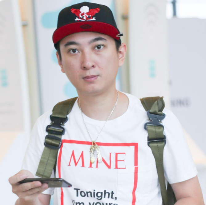 王思聪|王思聪年轻时照片曝光！若早长成年轻时那样，还怕孙一宁不答应？