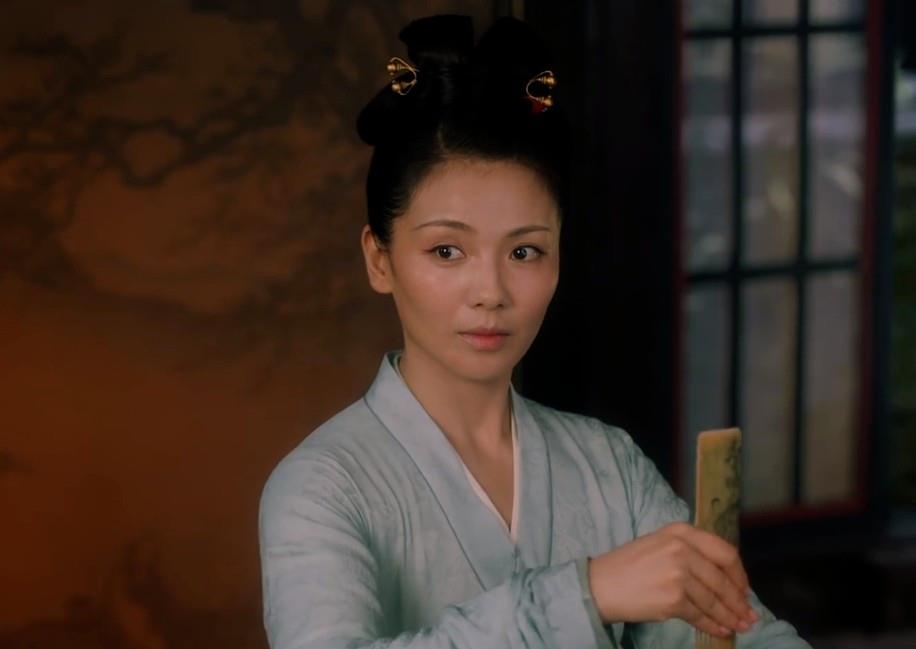 吴越|“到了一定岁数，还是别演小姑娘”，吴越的这句话，为何上热搜？