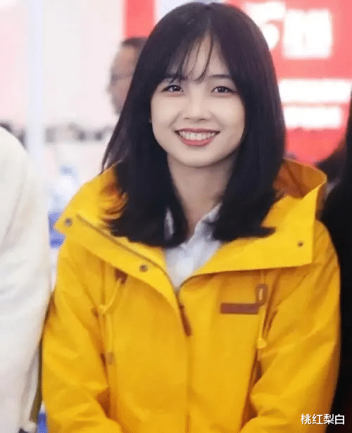 全智贤|一个“甜美动人”，一个“惊为天人”，撒贝宁的美女同事太绝了