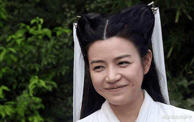 水果|人间初恋陈妍希,38岁终于瘦回来了,马甲线明显让人羡慕