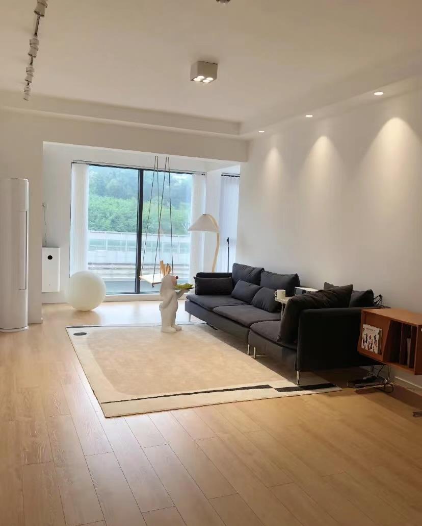 女主坚持两室改三室,1㎡变5㎡,还有衣帽间+超强收纳,太牛了