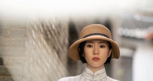 迪丽热巴|《球状闪电》溜了这么久的迪丽热巴换成了她，视后也需要流量剧？