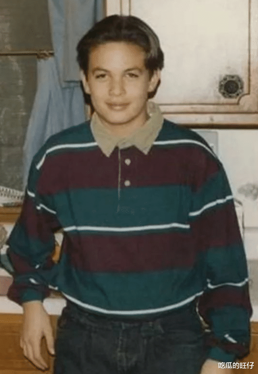 杰森·莫玛|42岁海王有多痴情？8岁爱上未来老婆，盛宠爱妻16年，把她当女王