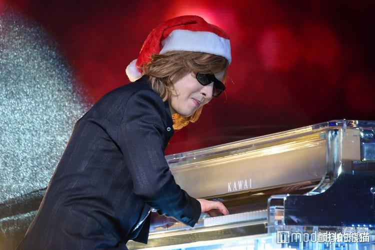 圣诞节|YOSHIKI圣诞老人登场~时隔二年重返日本