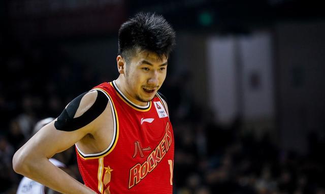 邹雨宸|邹雨宸争夺战！北控力压首钢排第2，最大潜在下家无悬念？