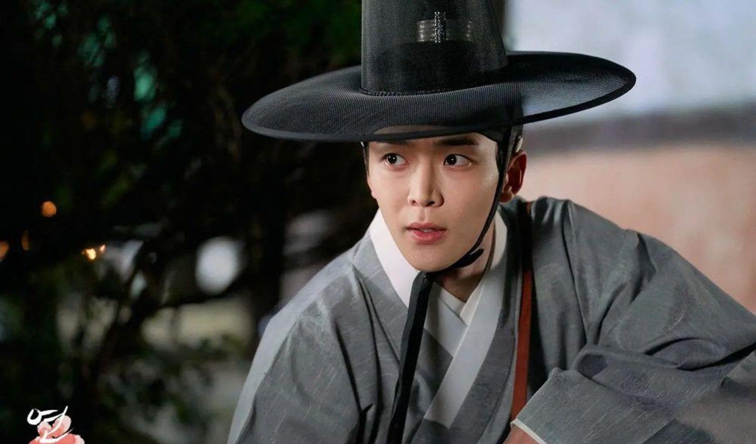 恋慕|收视率破6%！《恋慕》首播评价、剧情看点介绍，朴恩斌女扮男装