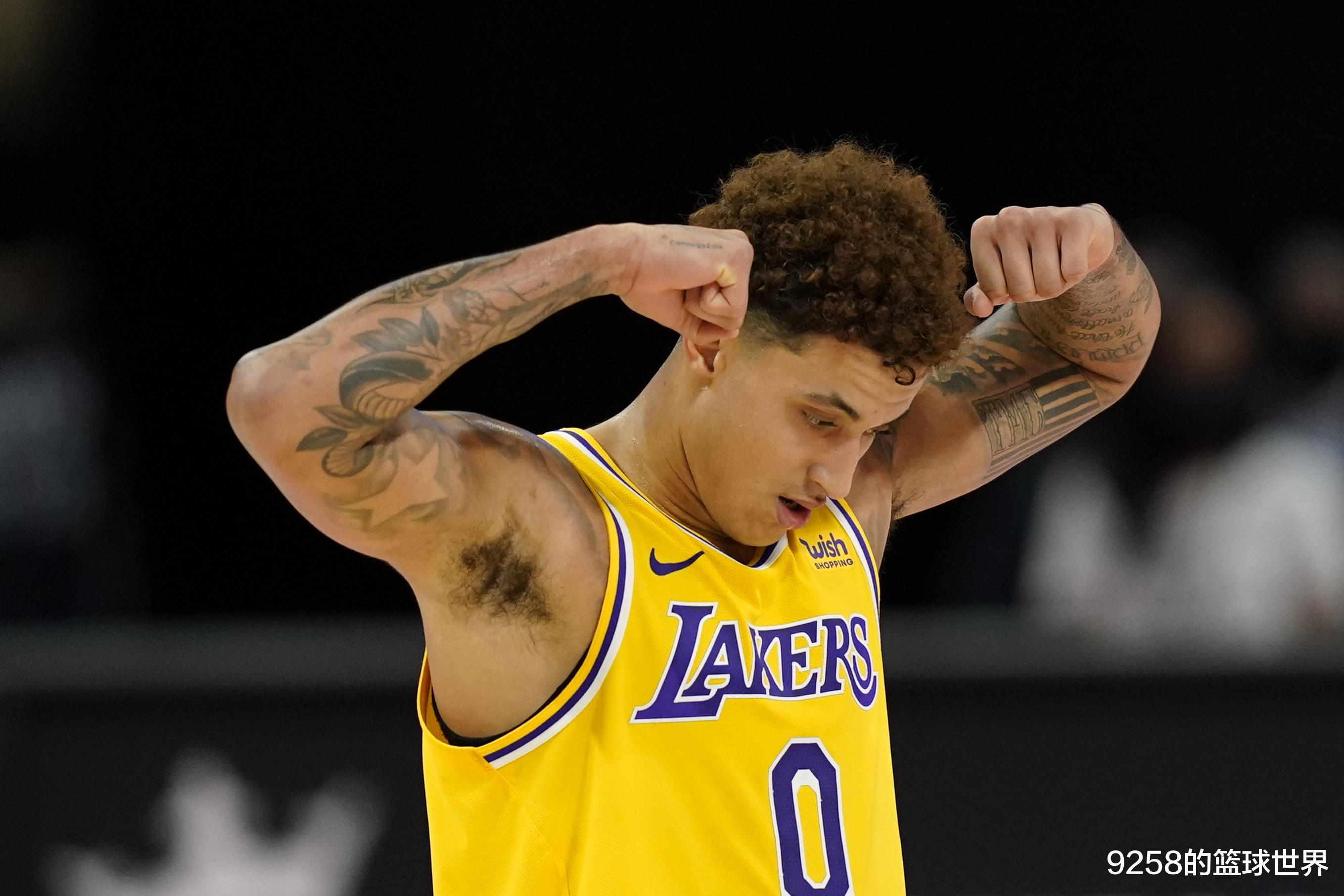 湖人队|美媒：詹姆斯下赛季不想再看到的3名湖人球员，湖人超市开张？