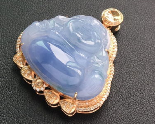 翡翠|翡翠的价越来越高了