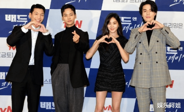 李栋旭|41岁李栋旭状态超冻龄，留长发却不油腻，搭档人气男星新剧要爆？