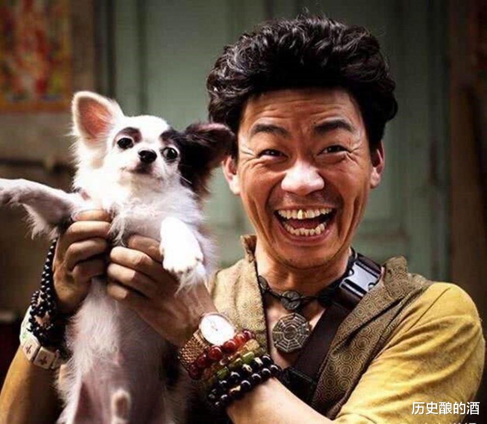 王宝强|王宝强身家过亿，为何不帮亲哥哥一把？宝强哥哥一句话让人泪目