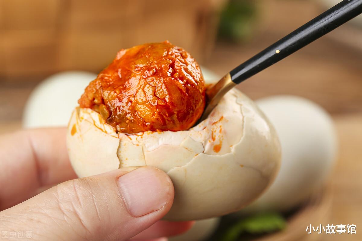 小小故事馆|91岁儿科院士呼吁停止食用，比酱油还伤骨骼，家长尽早撤下餐桌