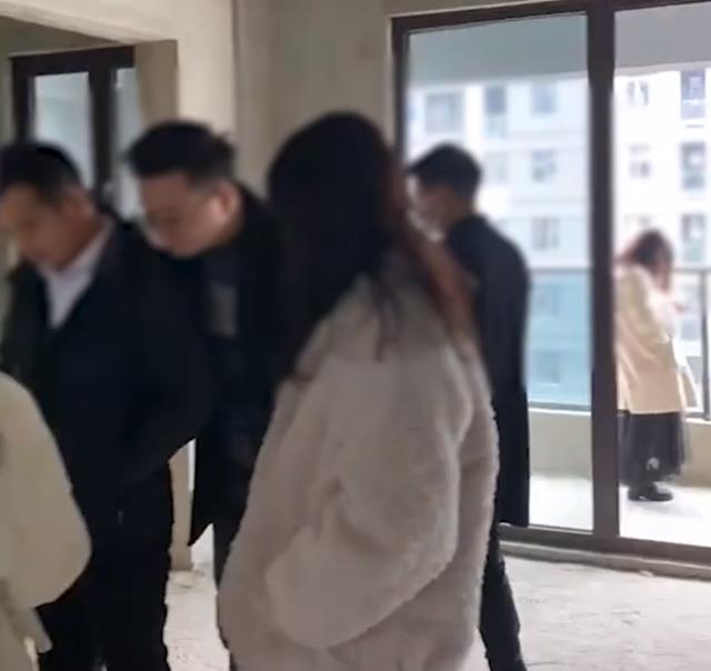 是个人才!贵州一业主同时约见20多家装修公司,堪称大型竞标现场