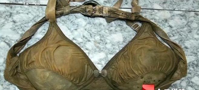 小妃旅 四川泸州竹林白骨案: 生活混乱造就四角畸恋 竹林茂密难掩白骨冤魂