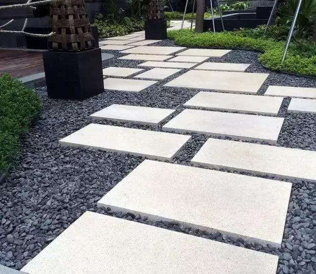 花园基调从不起眼的铺装开始