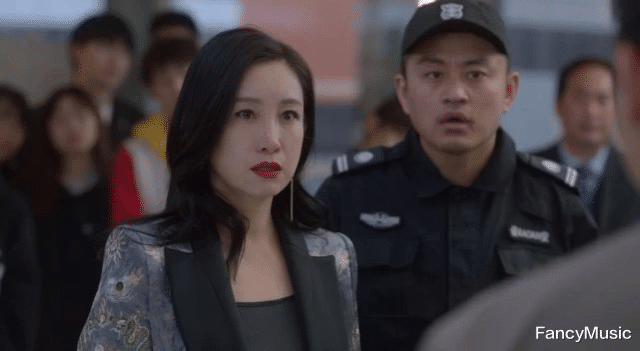 秦海璐|奔着周迅追剧，结果却被秦海璐圈粉，不愧是演技派的定海神针