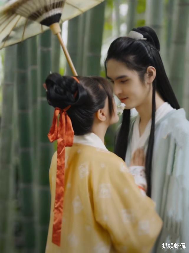 韩安冉|韩安冉晒结婚照官宣再婚，男方颜值帅过小猪先生，网友喊话：希望是最后一次