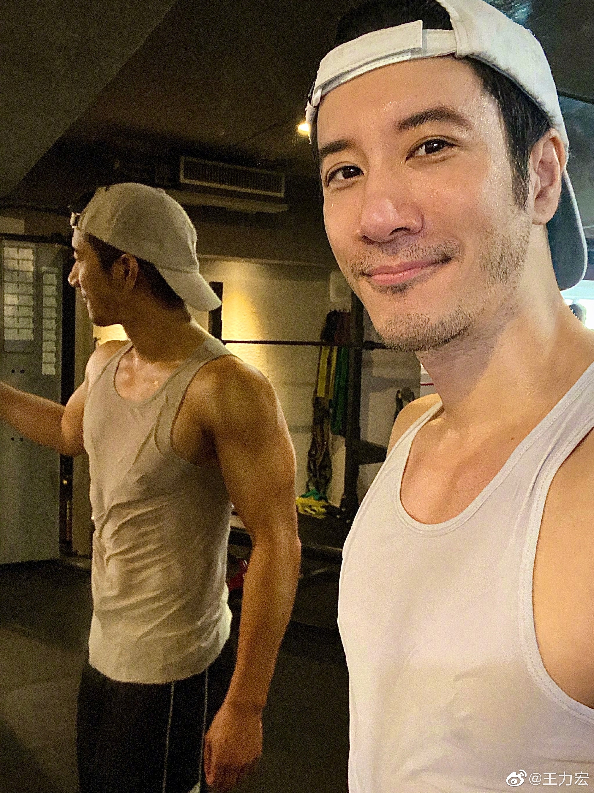 王力宏|再补刀！王力宏同门师妹张绮伦下场发文：还好我们终究无缘