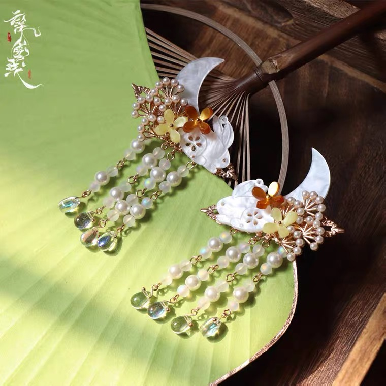 汉服资讯古装文化|还有十天就是中秋啦!这些中秋元素的汉服单品,也该安排上啦!