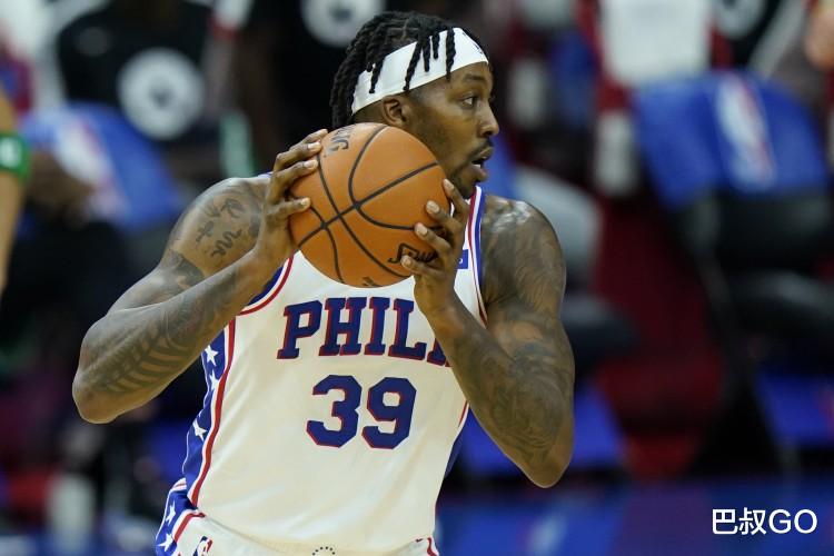 乔尔·恩比德|19分14板1帽！霍华德天神下凡，恩比德果然有眼光，湖人肠子悔青