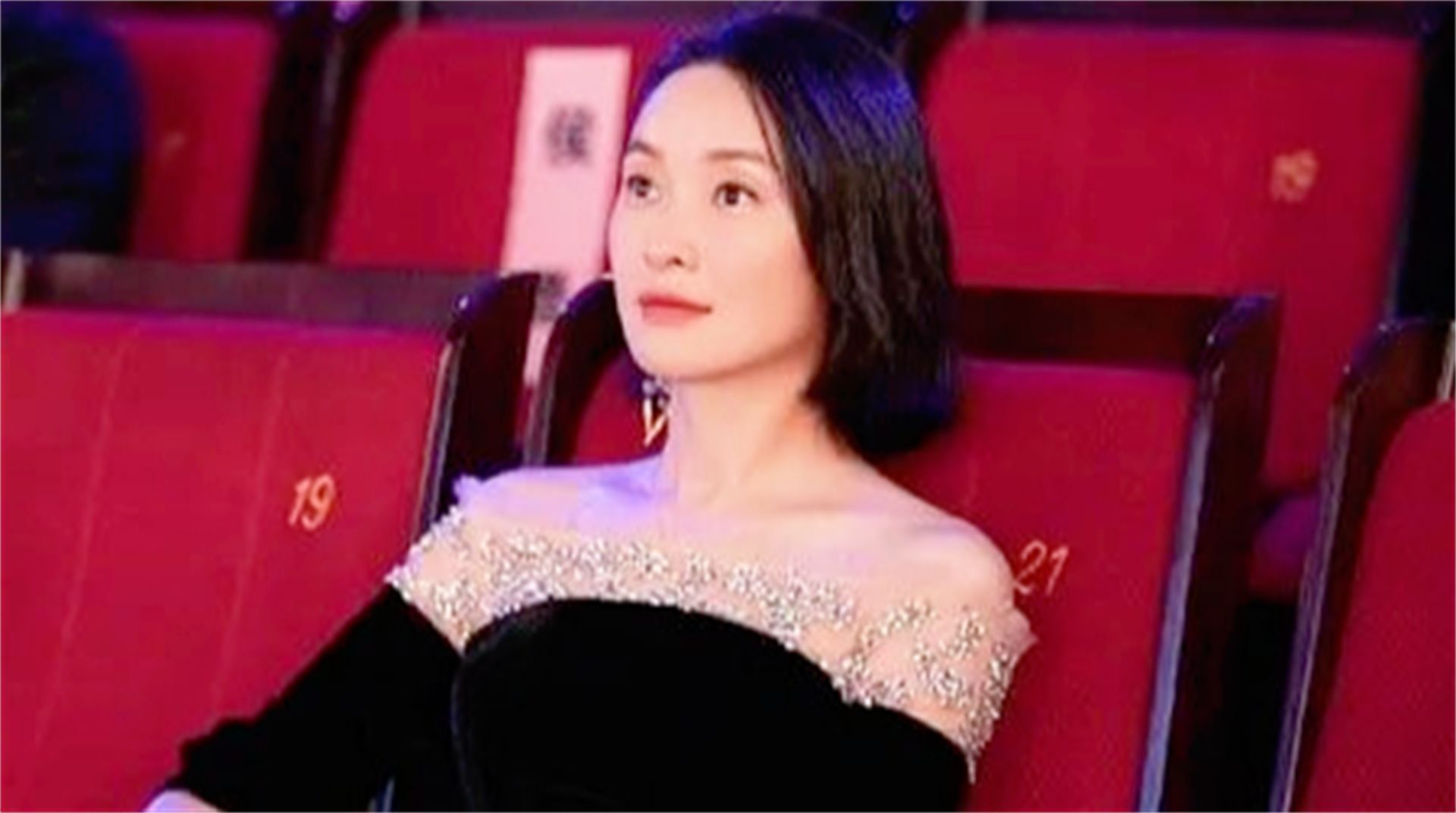 吴越|“品学兼优”吴越：曾亲手“送走”陈建斌，如今49岁仍是孤身一人