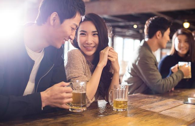 情感秀才|婚内出轨女人回归家庭后，会继续和情人联络吗？3个女人说出答案