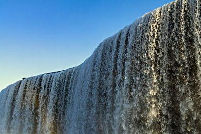 云南 云南“亚洲最大”人造景区，耗资11亿耗时3年，不输壶口瀑布