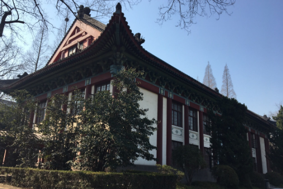 安妈育儿日|985高校博士求职，被11所高校“无情”拒绝，背后原因令人心酸