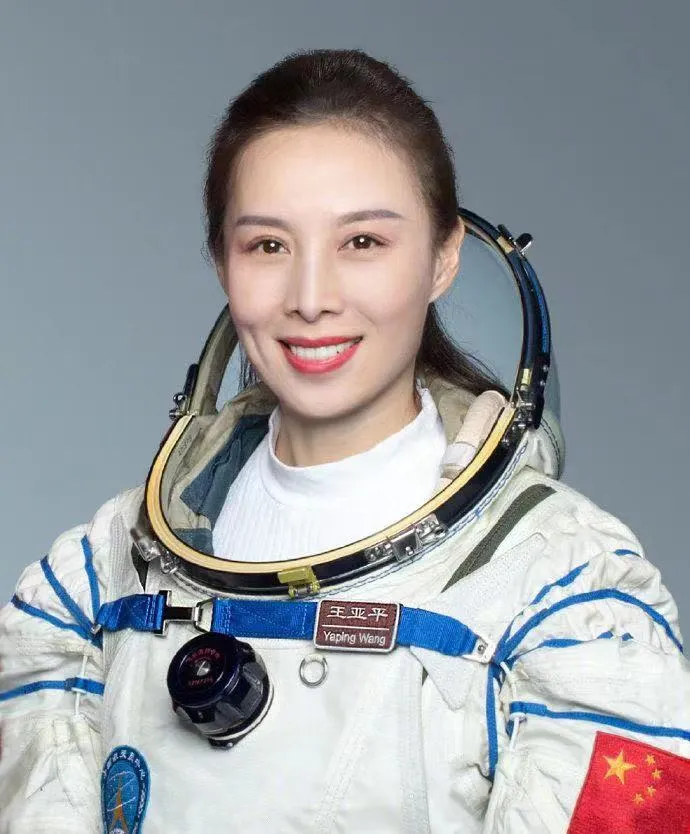 最近还有人比她火吗?