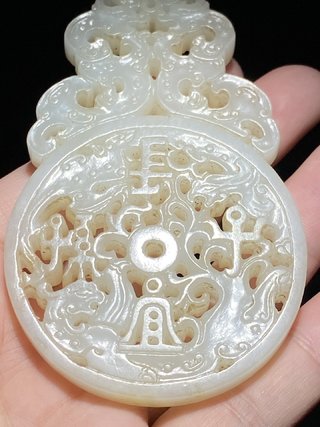 |留皮 白玉 瑞兽 把件 挂件