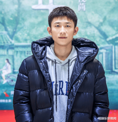 关晓彤|《曾少年》终于官宣开机，女主从杨幂秒变关晓彤，献给所有的少年