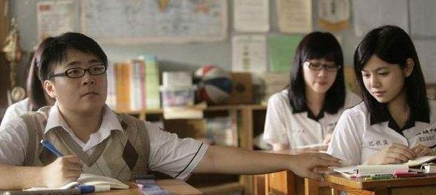 郝邵文|郝邵文：被父母败光千万家产，从童星到带货主播，他有多不容易？