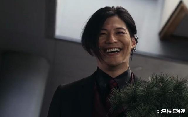 伽古拉|奧特曼：伽古拉培育的盆栽竟真是“世界之樹”，因發芽選擇了地球