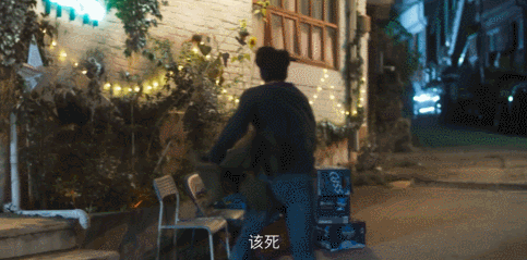 小海绵|倒霉的相亲男分别和三位疯批女嘉宾进行了“友好”的相亲。