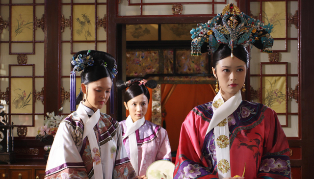 王思聪|因片酬低拒演《甄嬛传》，又错过《延禧攻略》，网友：谢不演之恩