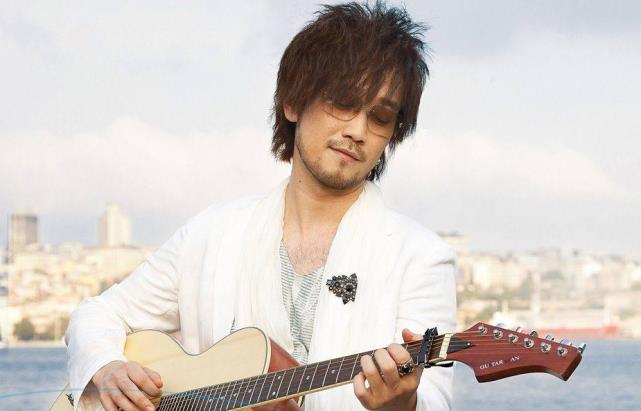 科勒·卡戴珊|时光音乐会群星荟：小刚来了，还有“深圳小黎明”“上海谭咏麟”