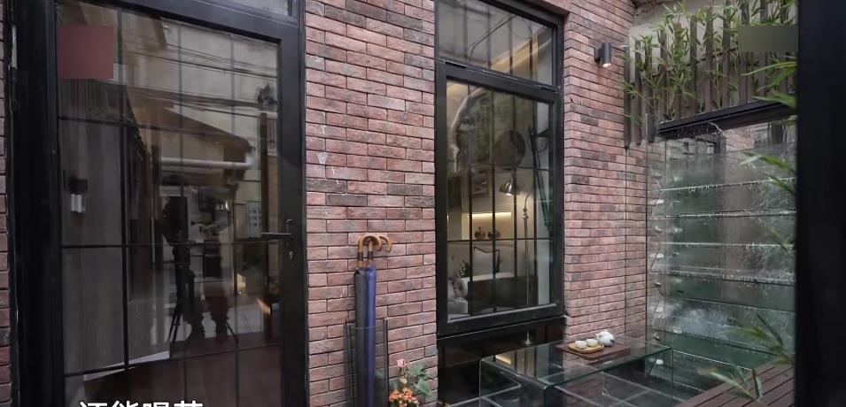 家里有个这样的小庭院待着都不想走!上面喝茶下面养鱼,谁见谁夸