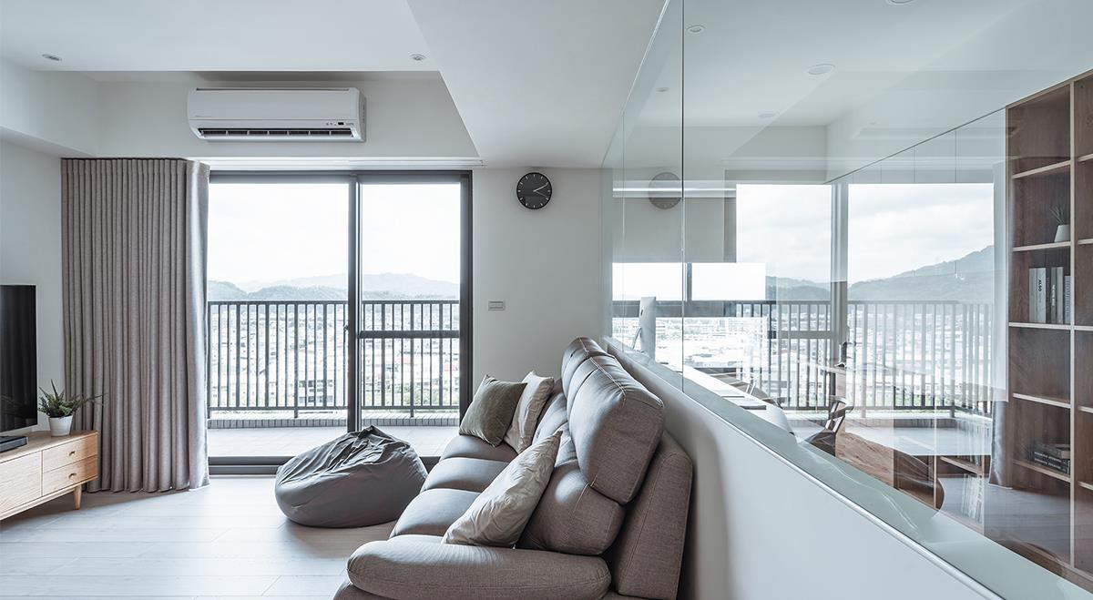 夫妻俩晒出5房2厅的家，坚持简约实用为主，钱省了家务还能减半